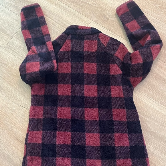 Simply Southern Quilted Pullover Small - Picture 3 of 4